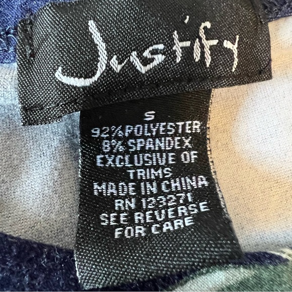 Justify Dark Blue Floral Sleeveless Dress Size S - Picture 7 of 7